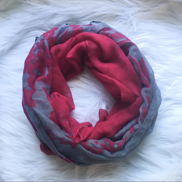 boutique Accessories - NWT pink &blue beautiful scarf